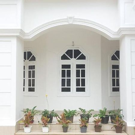Jinan Palace Guest House Jinan Palace Guest House Nedumbassery Exteriör bild