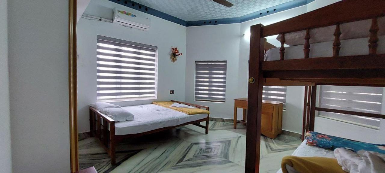 Jinan Palace Guest House Jinan Palace Guest House Nedumbassery Exteriör bild