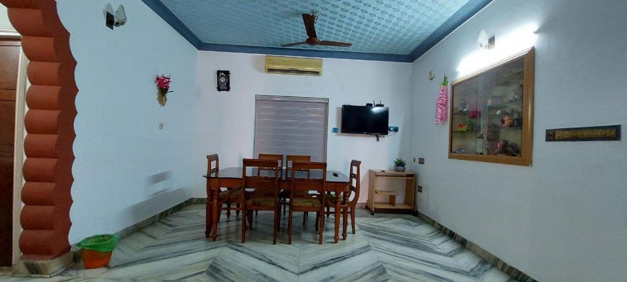 Jinan Palace Guest House Jinan Palace Guest House Nedumbassery Exteriör bild